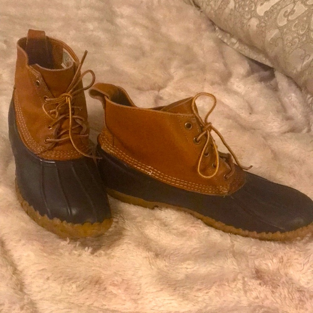 Men’s vintage short L.L. Bean Hunting Boots.